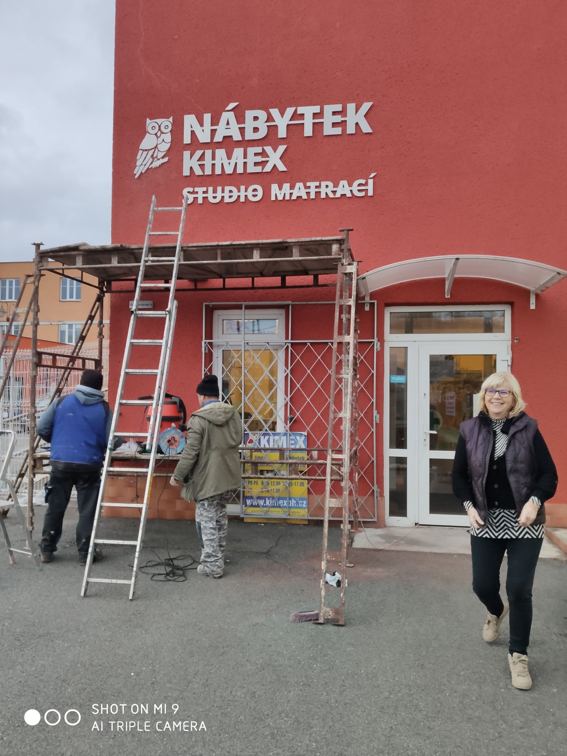 nerezovy napis Nabytek Kimex studio matraci Letovice